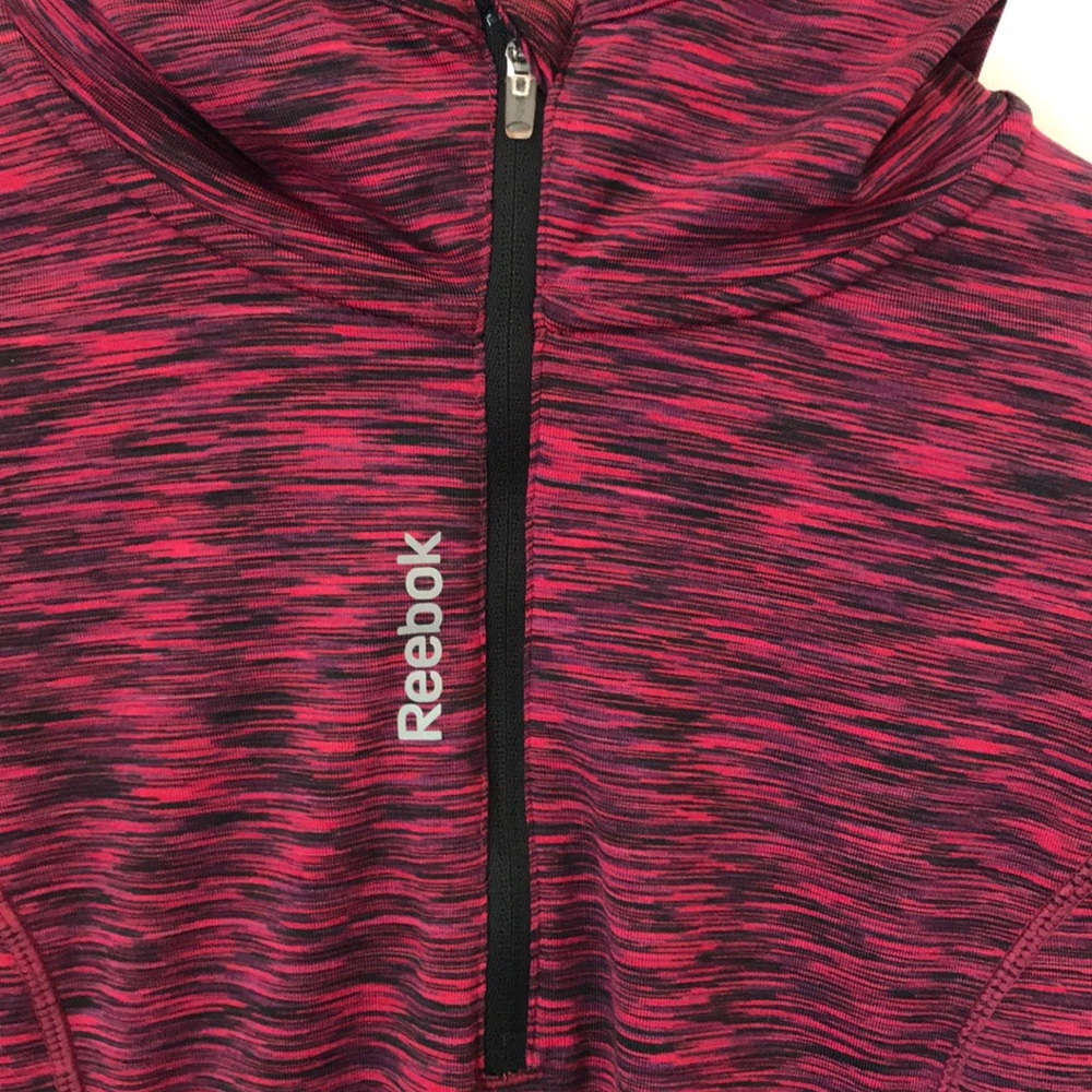 Reebok 1/4 zip hoodie w/ thumbholes